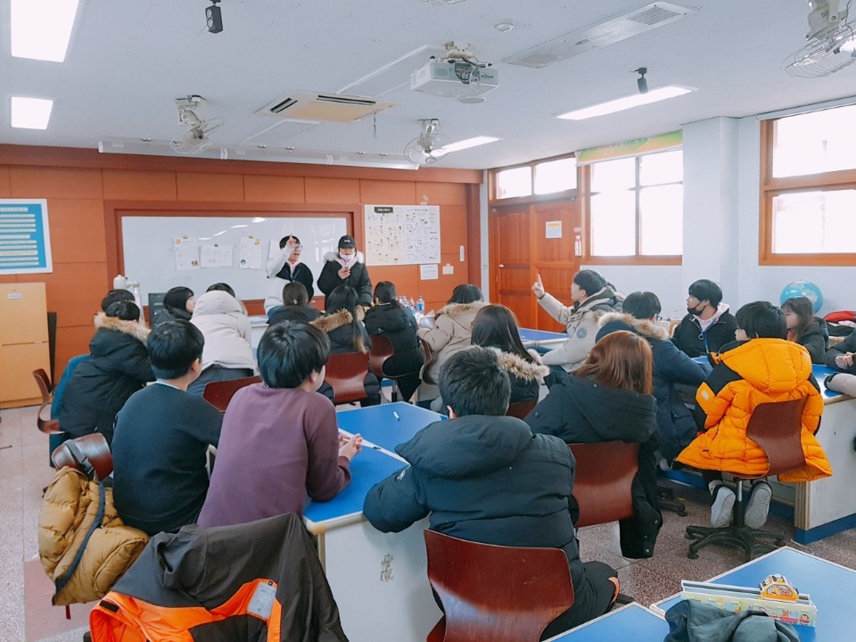 첫번째 슬라이드