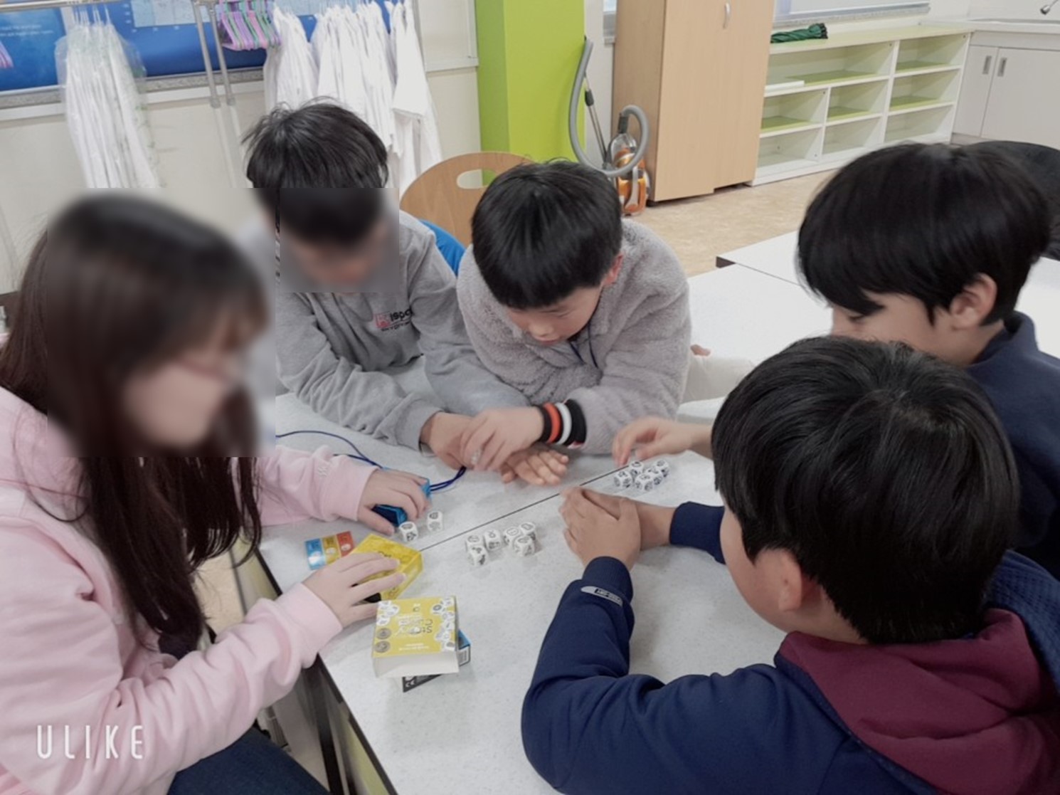 첫번째 슬라이드
